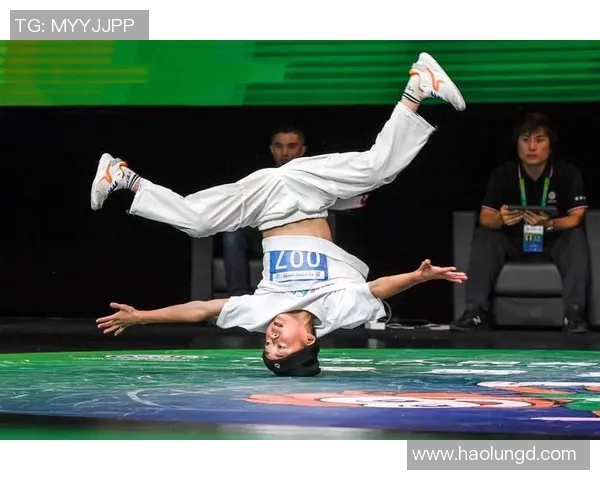 杭州极限运动队在世界街舞大赛中的意识表现深度解析与点评 杭州极限运动队在世界街舞大赛中的意识表现深度解析与点评