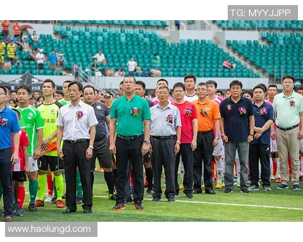 深圳网球队灵活性引发热议球员表现与战术调整的深度探讨 深圳网球队灵活性引发热议球员表现与战术调整的深度探讨