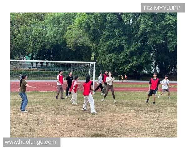 科学飞盘在团队协作训练中的应用与效果分析 科学飞盘在团队协作训练中的应用与效果分析