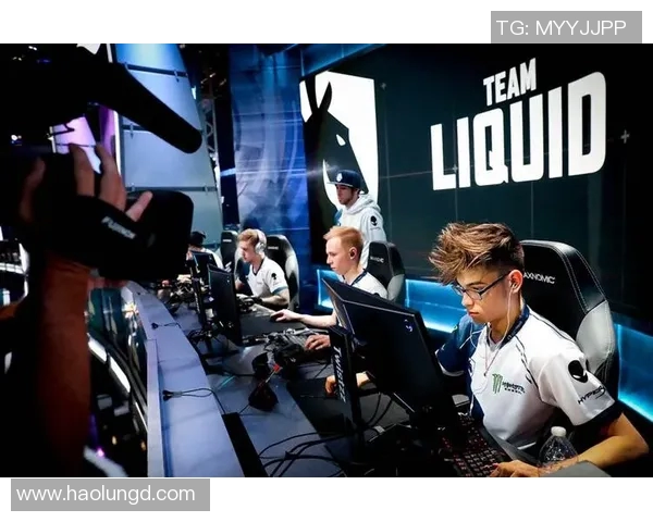 CSGO战术解析：深入探讨JDG战队的地图控制与战略布局