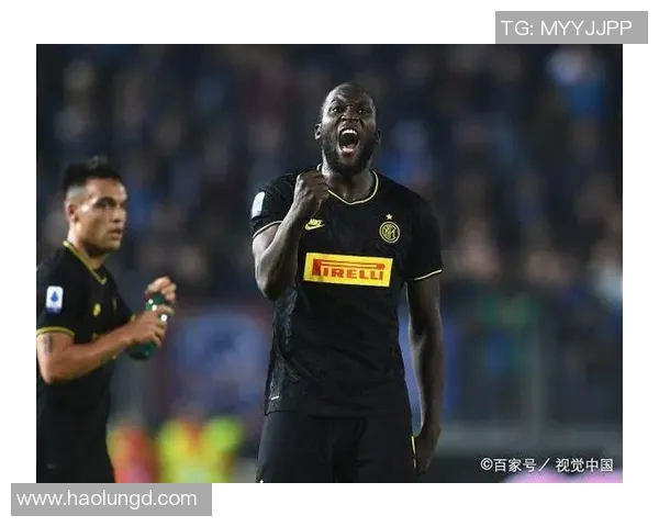 卢卡库重返赛场展现强大实力引发球迷热议与期待 卢卡库重返赛场展现强大实力引发球迷热议与期待