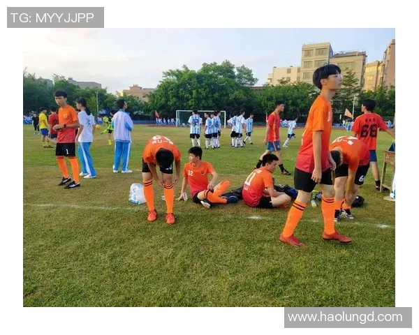 库尔图瓦：从守门员到传奇的足球之路与背后的故事