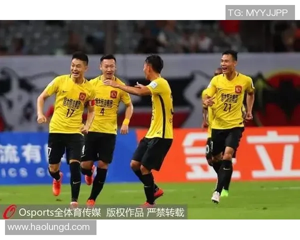 恒大与上港激战加时赛决胜时刻的精彩对决与情感交织