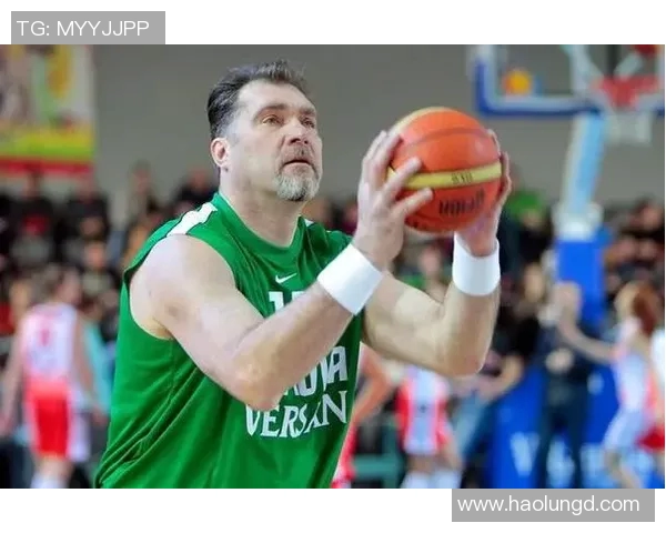 梦一队迎战立陶宛全力以赴争夺胜利展现年轻力量与团队精神