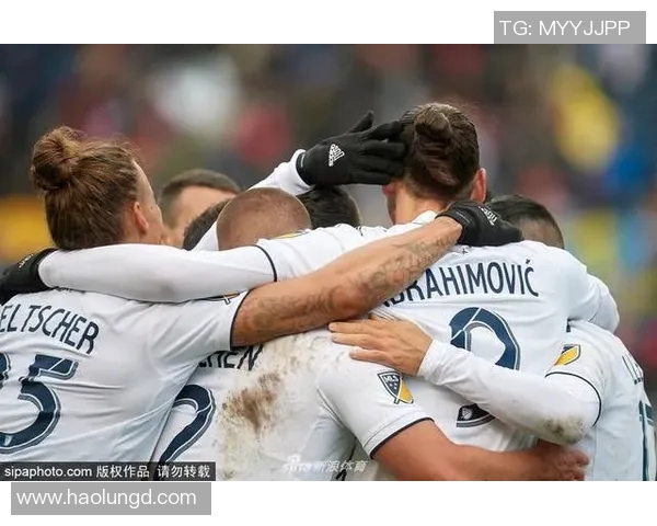 芝加哥天队与洛杉矶火队激战正酣谁能在这场对决中笑到最后